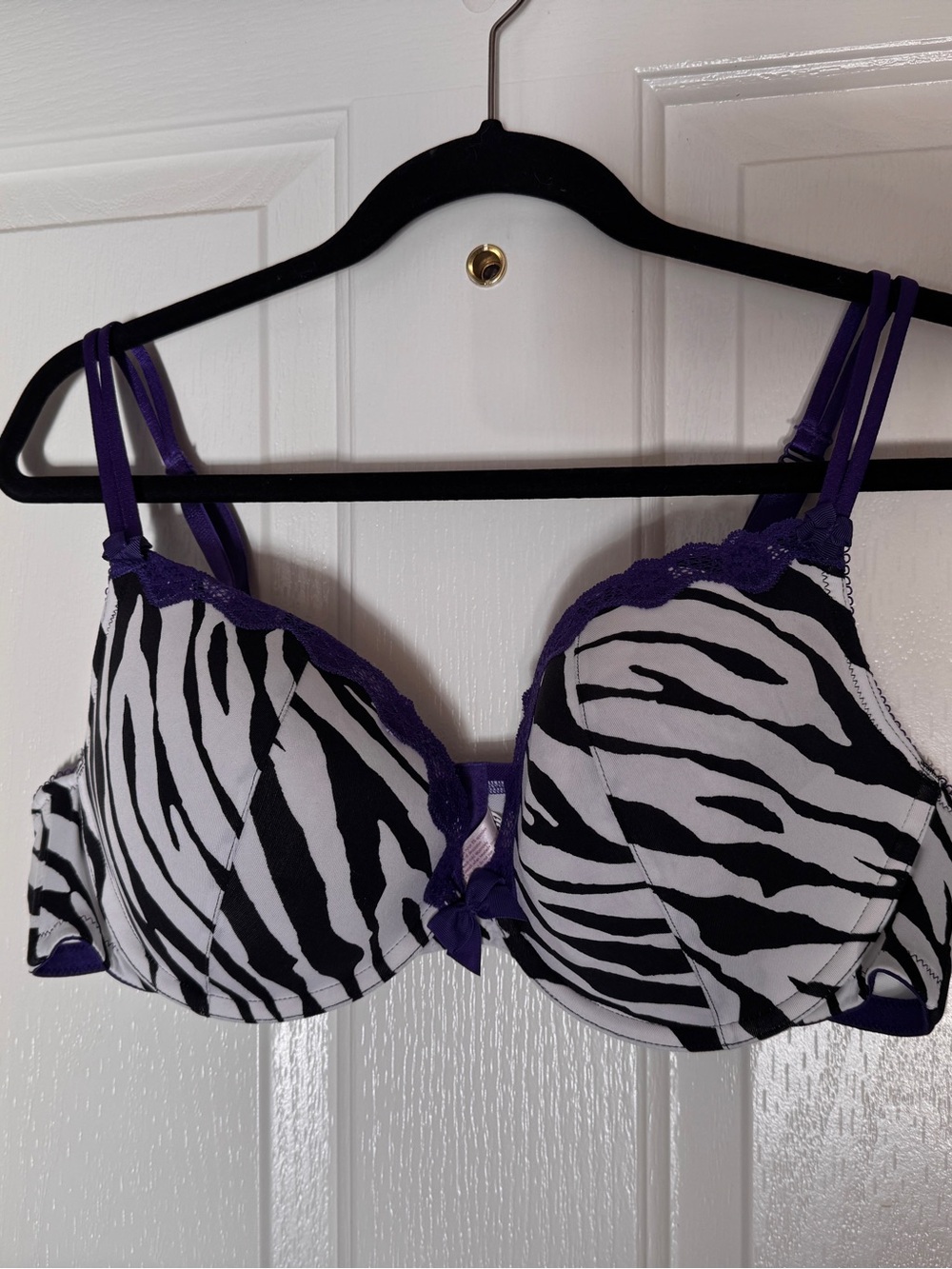 Cacique Zebra Print Bra 42B Purple Lace Underwire